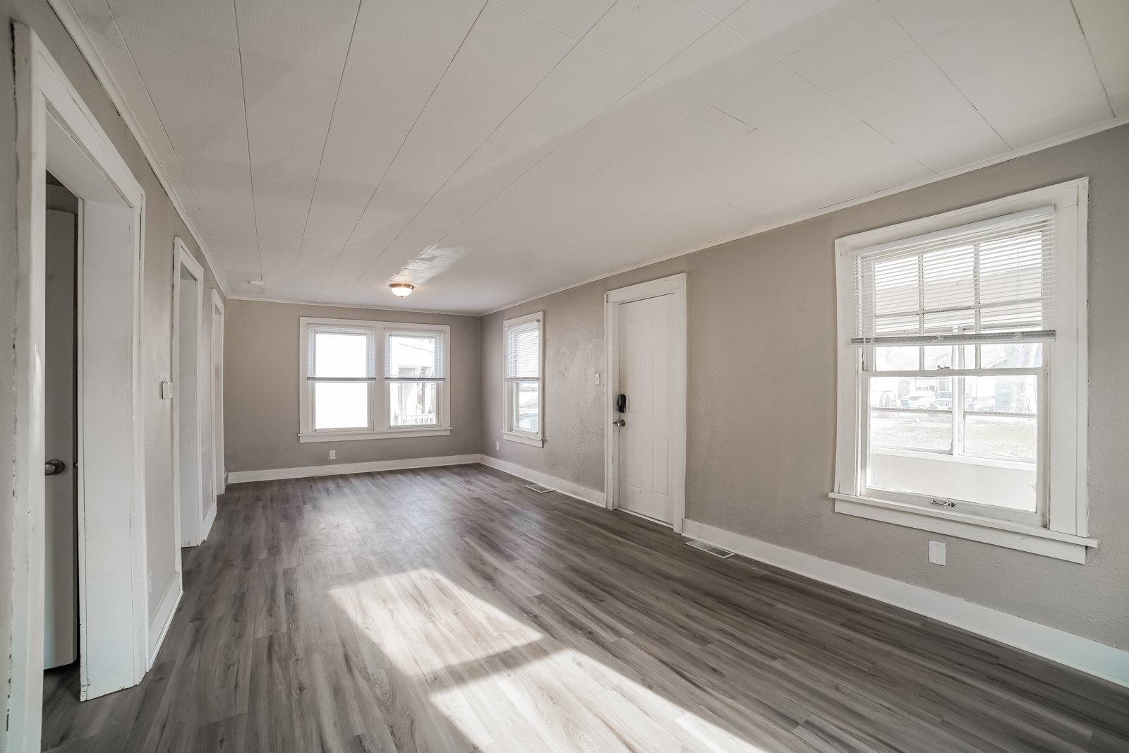 Building Photo - 1117 Woodlawn Ct