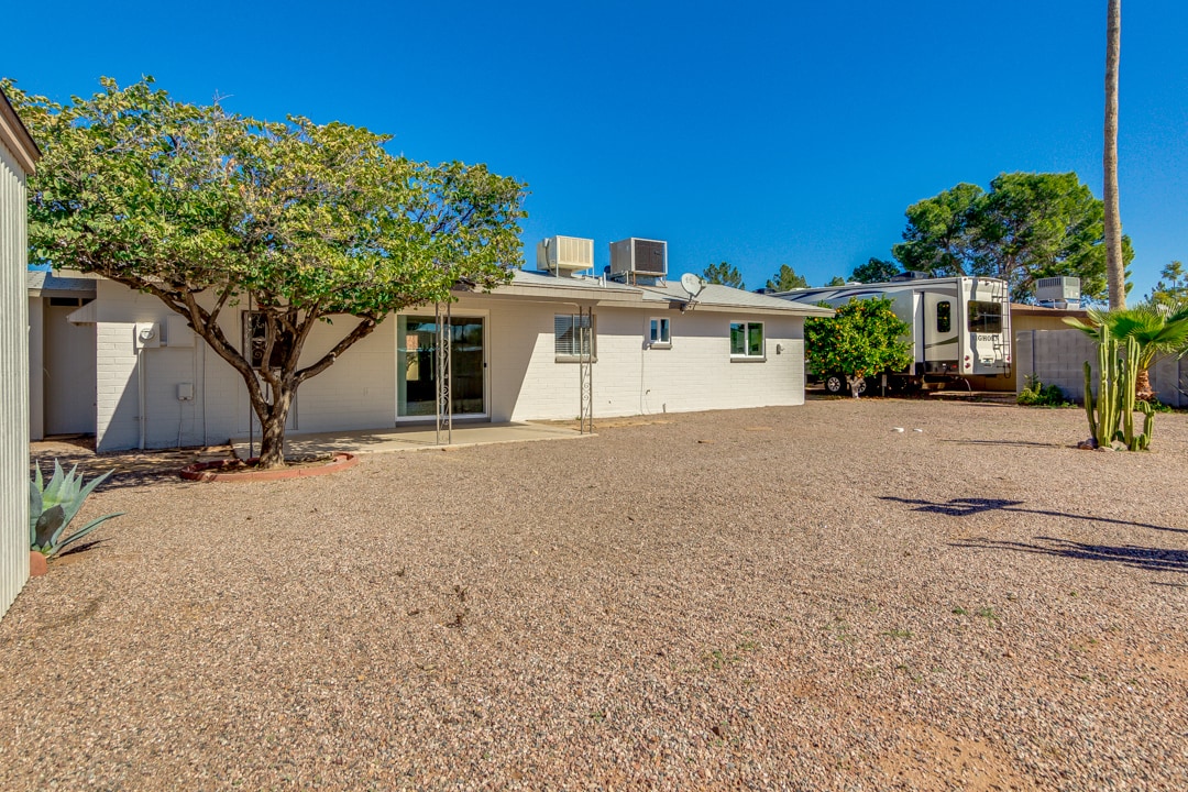 Building Photo - 5333 E Adobe Rd