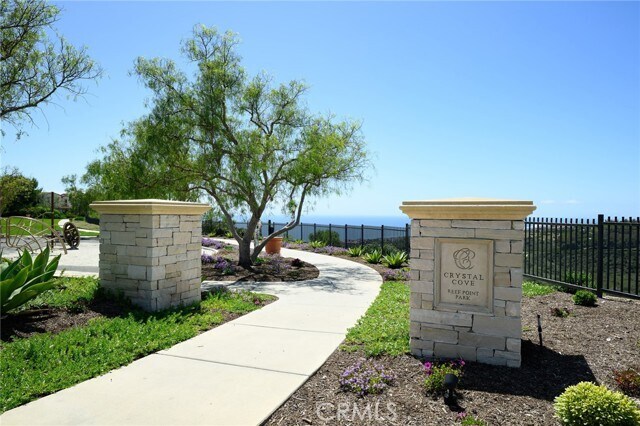 Building Photo - 10 Dunes Bluff