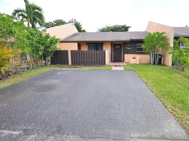 Primary Photo - 12548 SW 119th Terrace