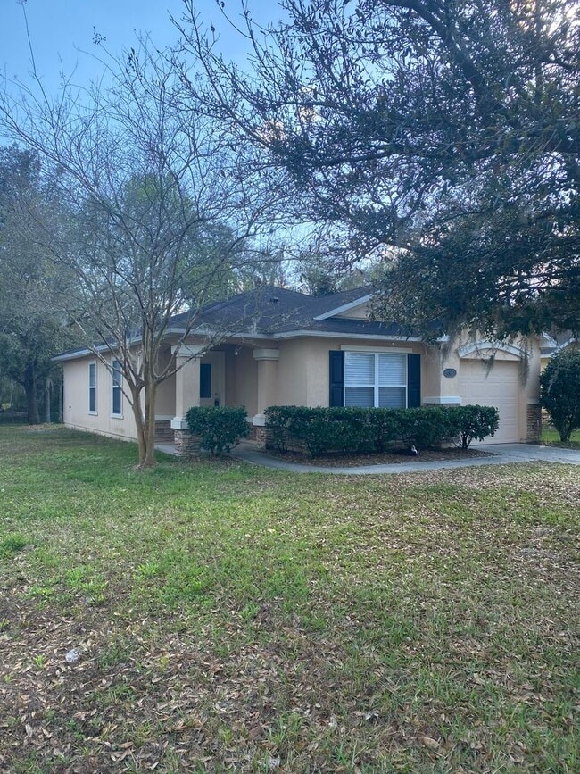 Building Photo - Lovely 2x1 in St. Augustine! Gorgeous Upgrade Kitchen!