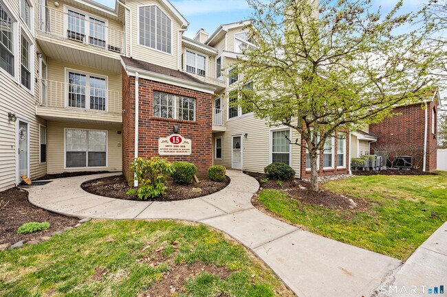 Building Photo - 299 Carriage Crossing Ln