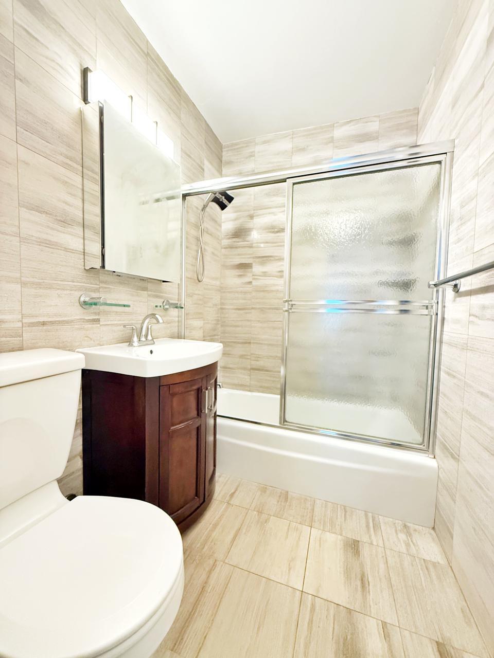 Building Photo - 6600 Boulevard E