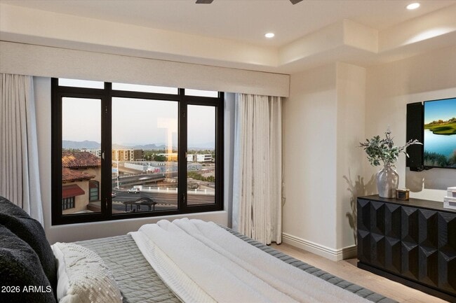 Building Photo - 7181 E Camelback Rd