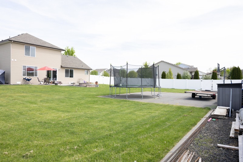 Building Photo - 2275 W Freeland Dr
