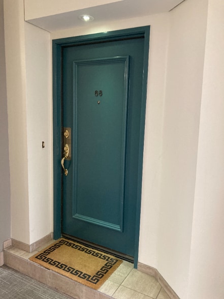 Building Photo - 19009 Sherman Way