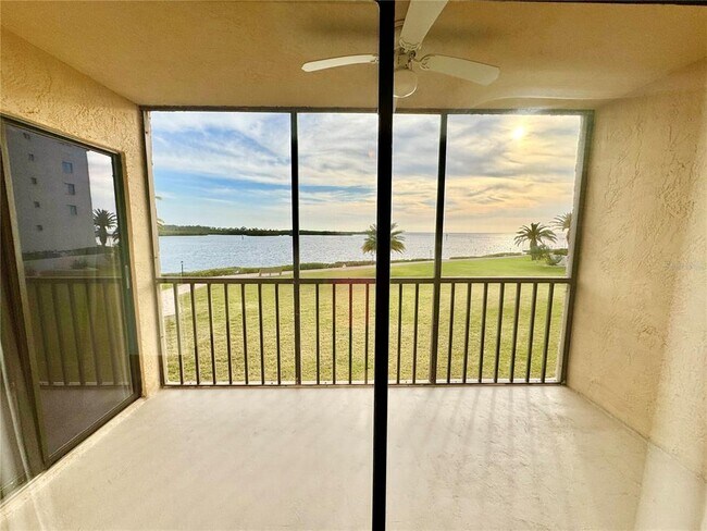 Building Photo - 4620 Bay Blvd