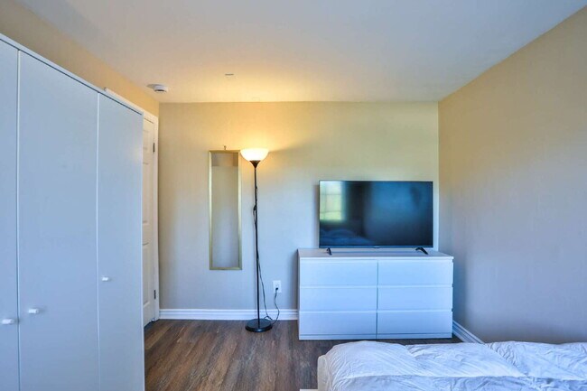 Building Photo - 4775 54th St