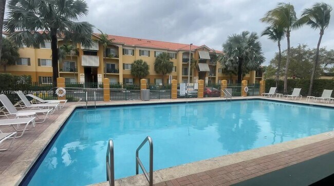 Primary Photo - 7220 NW 114th Ave