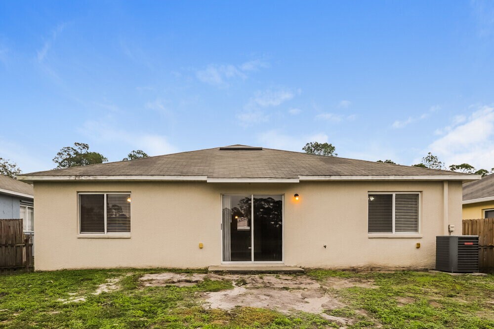 Building Photo - 6415 Buckhead Ct