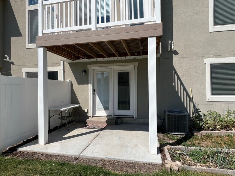Building Photo - 16193 S Truss Dr