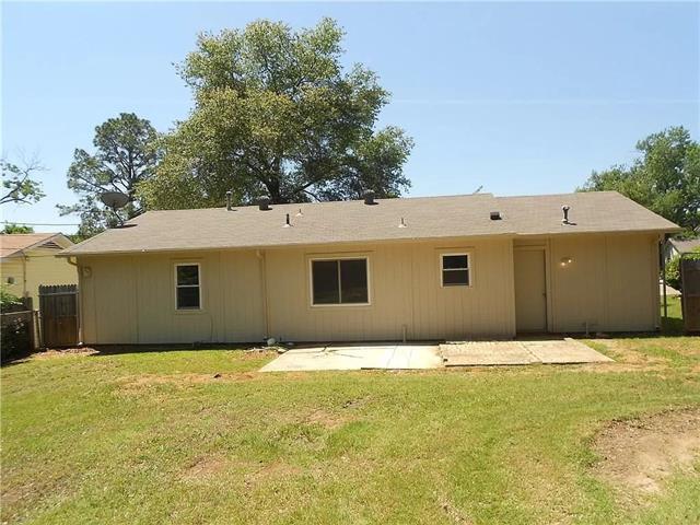 Building Photo - 606 Crane Dr