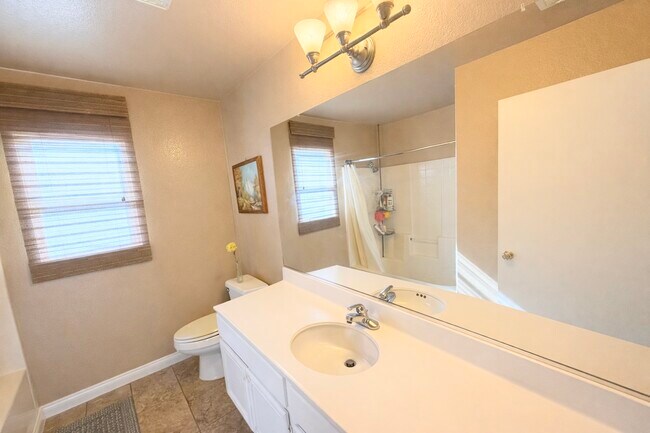 Building Photo - 730 Via Barquero