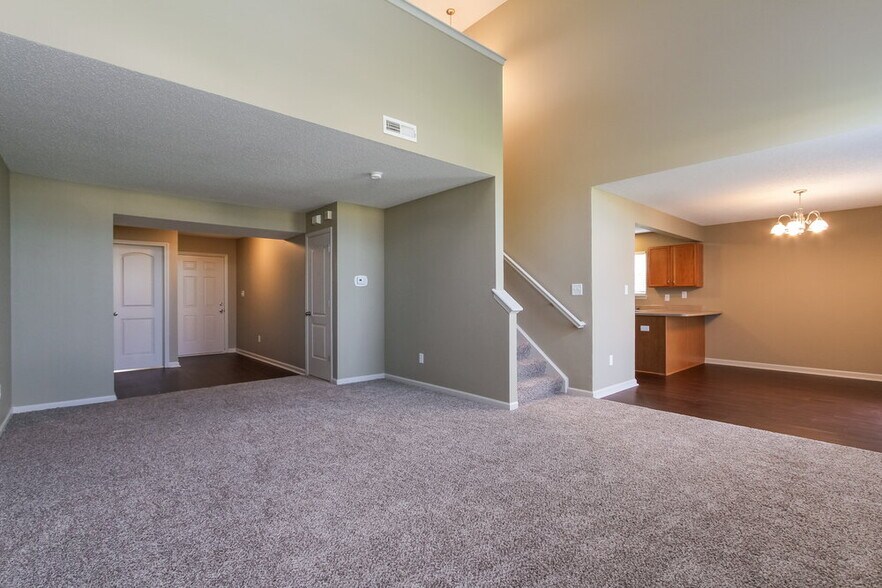 Building Photo - 5665 High Timber Ln