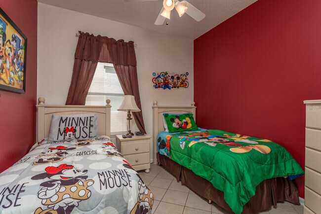 Building Photo - 2217 Wyndham Palms Way