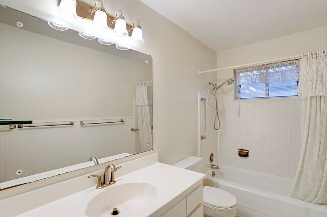 Building Photo - 7739 Kensico Rd