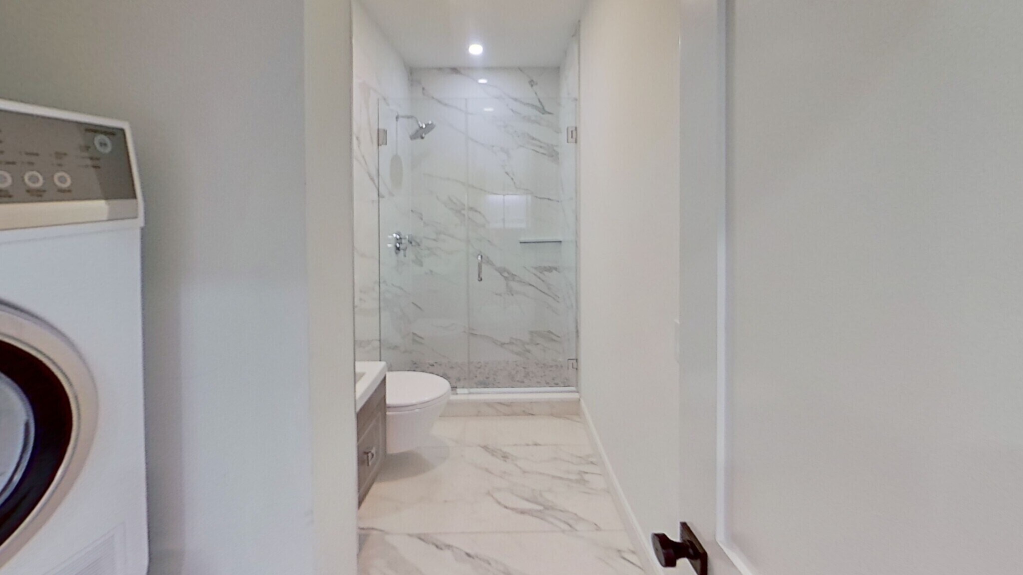 Building Photo - 18 Grove St