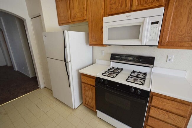 Building Photo - 1420 Jamielinn Ln
