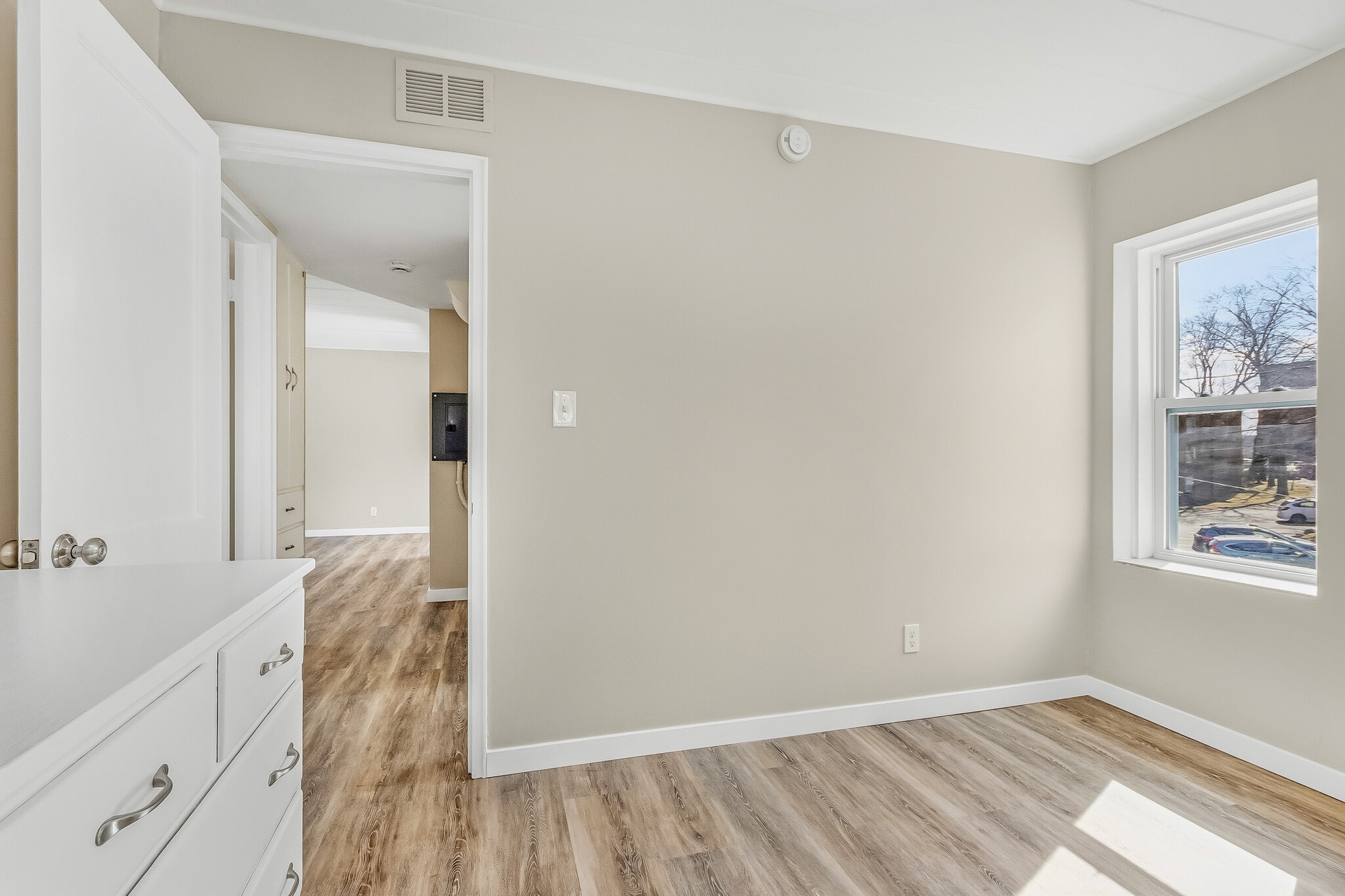 Building Photo - 24 Sherman Ter