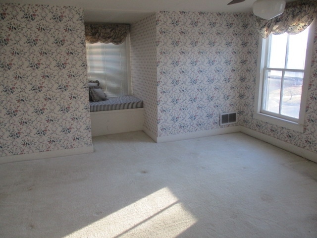 Building Photo - 306 E Cypress St