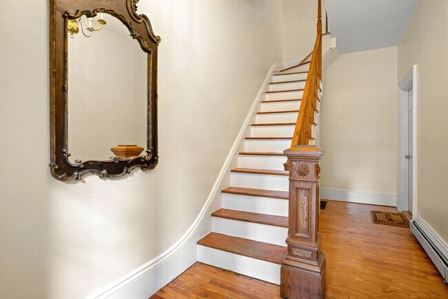 Building Photo - 7 Albion Pl