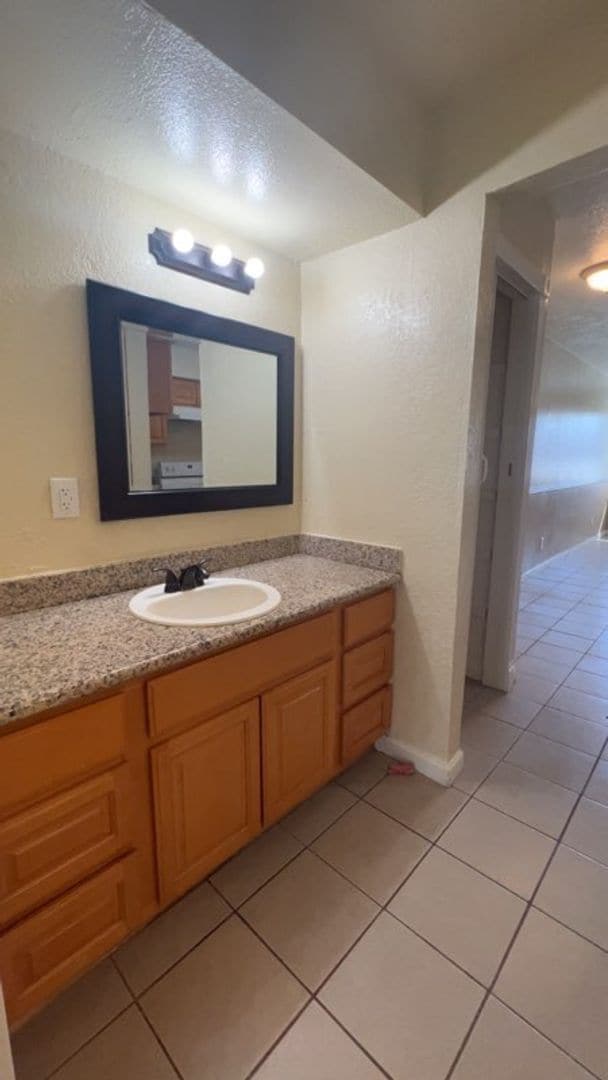 Building Photo - 6771 California St