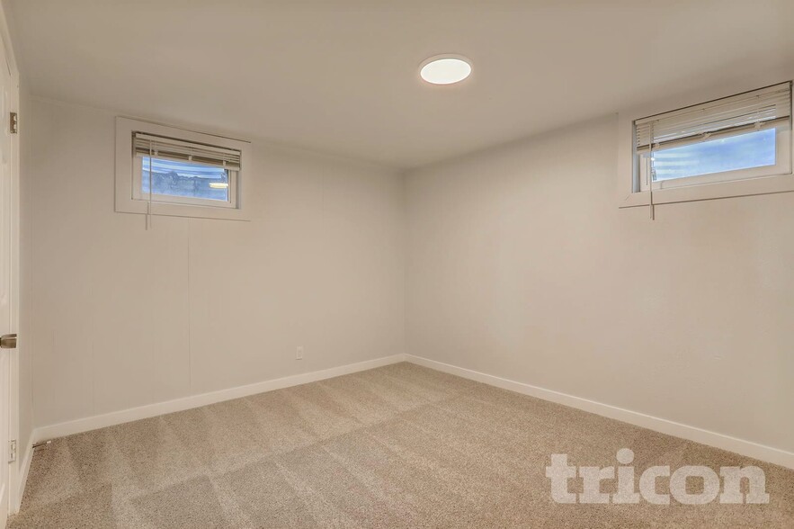 Building Photo - 3115 Xanadu St