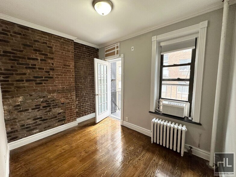 Building Photo - EAST 23 STREET