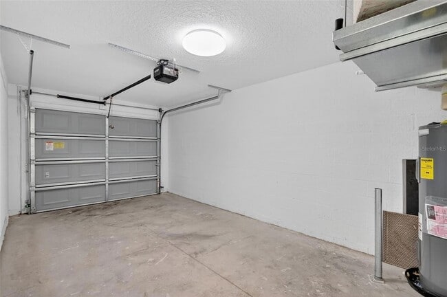 Building Photo - 1503 8th Ave E