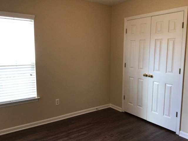 Building Photo - 103 Bill Park Dr