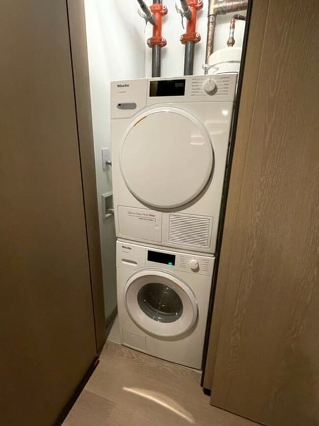 Building Photo - Brand New Koula 1-Bedroom!