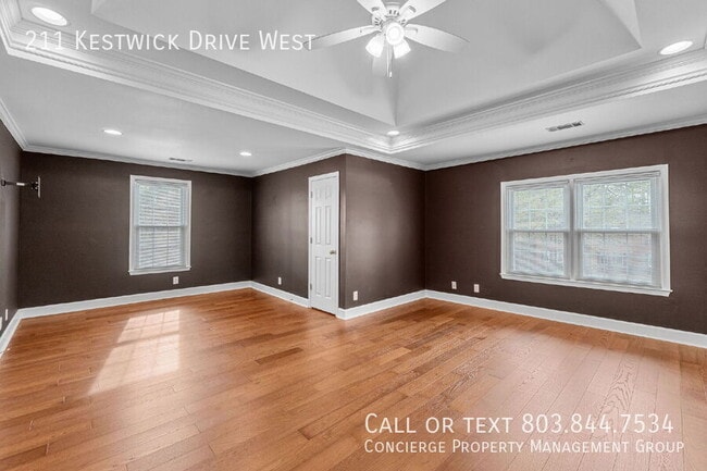 Building Photo - 211 Kestwick Dr W