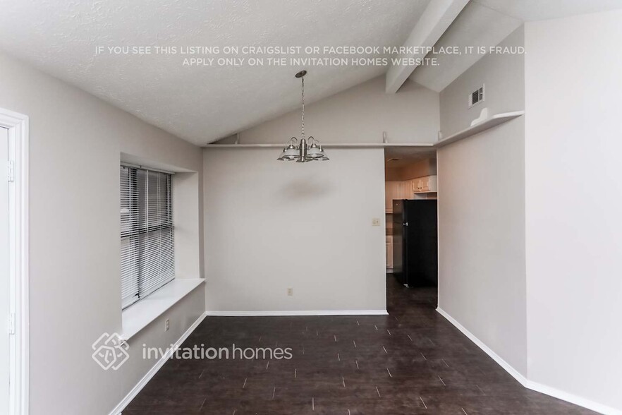 Building Photo - 722 Marigold Dr