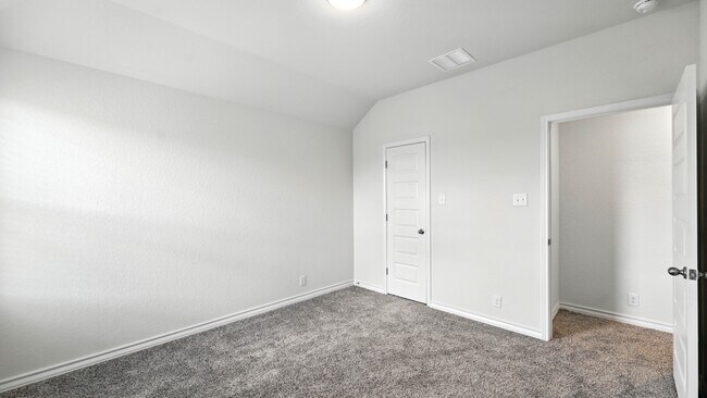 Building Photo - 11012 Coppola