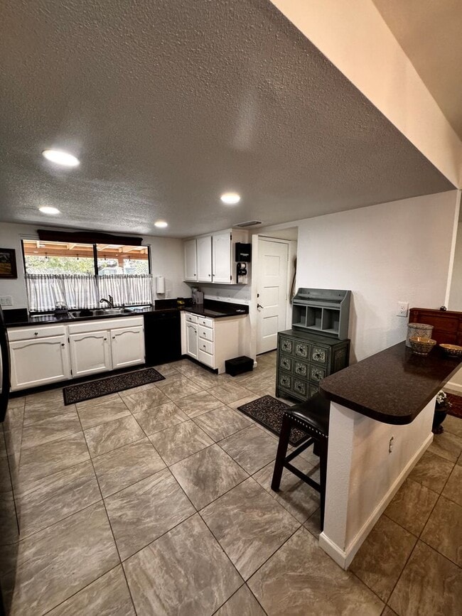 Building Photo - 271 Leisure World