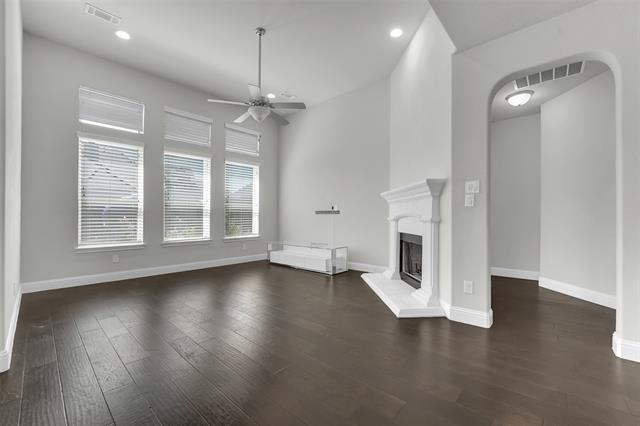Building Photo - 810 Acadia Ct