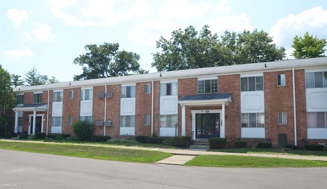 Building Photo - 5901 Dixie Hwy