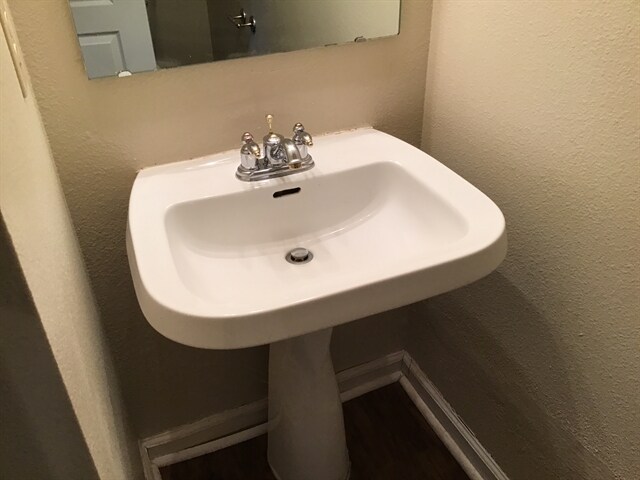 Building Photo - 5532 Floating Leaf Dr