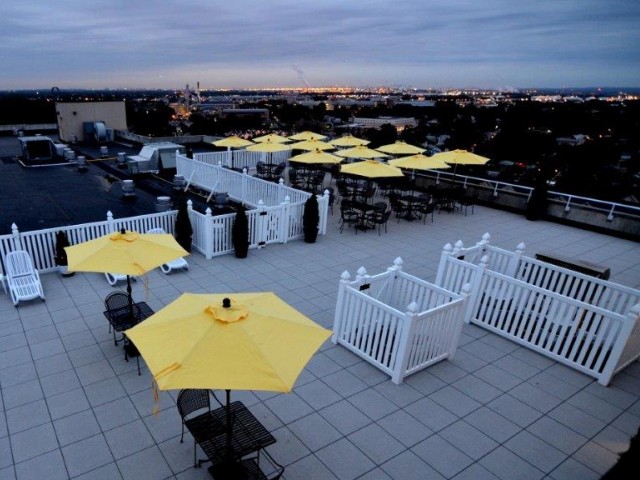 Building Photo - Skyview Apartments at Carriage City Plaza