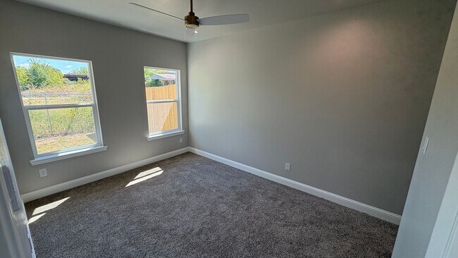 Building Photo - 3201 Bourland St
