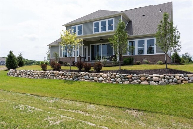 Building Photo - 3328 Pace Dr