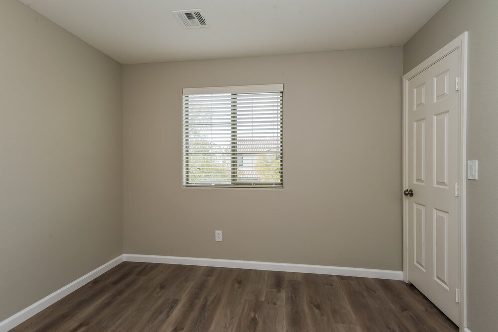 Building Photo - 10974 Florence Hills St