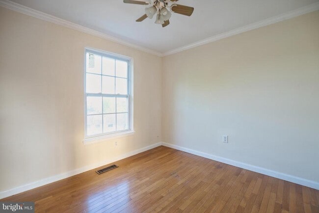 Building Photo - 13003 Trailside Way