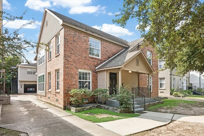 Building Photo - 2043 Colquitt St