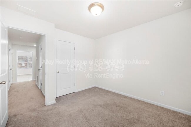 Building Photo - 6448 Mountain Home Way