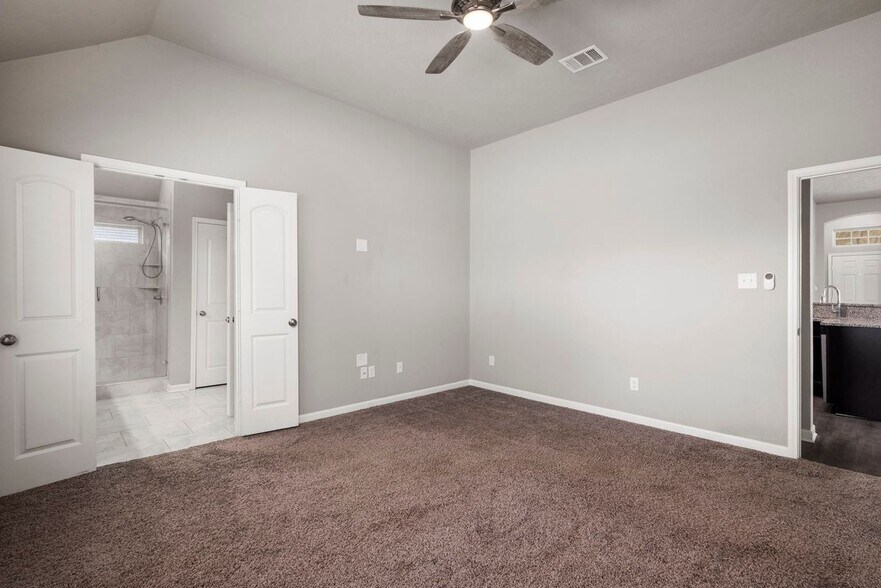 Building Photo - 2079 Positano Loop