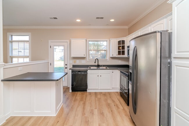 Building Photo - 188 Blue Heron Pl