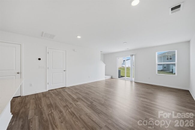 Building Photo - 1921 Tranquility Cir