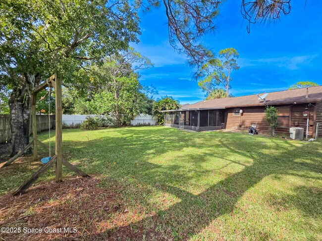 Building Photo - 410 Albenga Rd NW