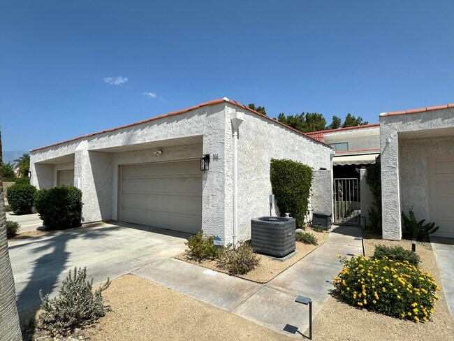 Building Photo - 166 Wimbledon Ct